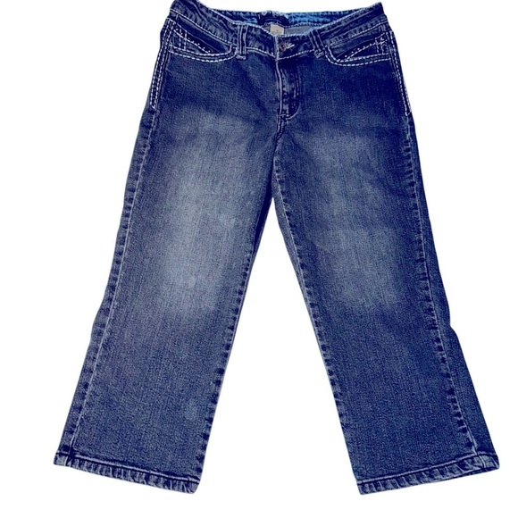 9.8 Women's Capri Blue Jeans SZ 10 Faded on Med Wash Stretch Straight Leg Steer - Picture 3 of 7